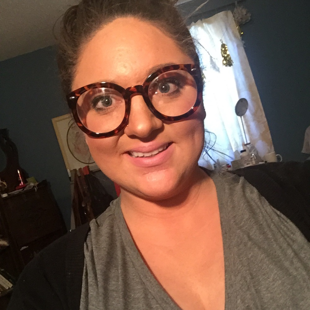 Meet your Posher, Vanessa